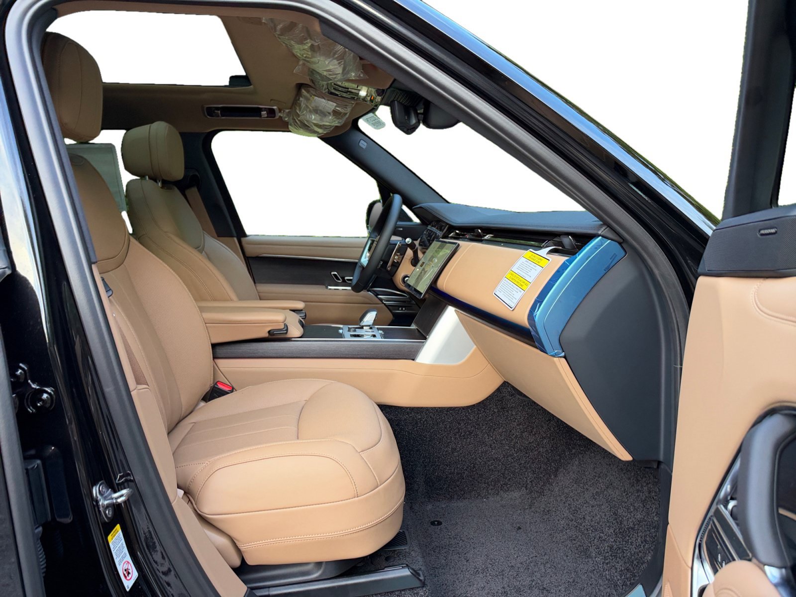 New 2027 Land Rover Range Rover Long Wheelbase SE AWD/4WD image 22