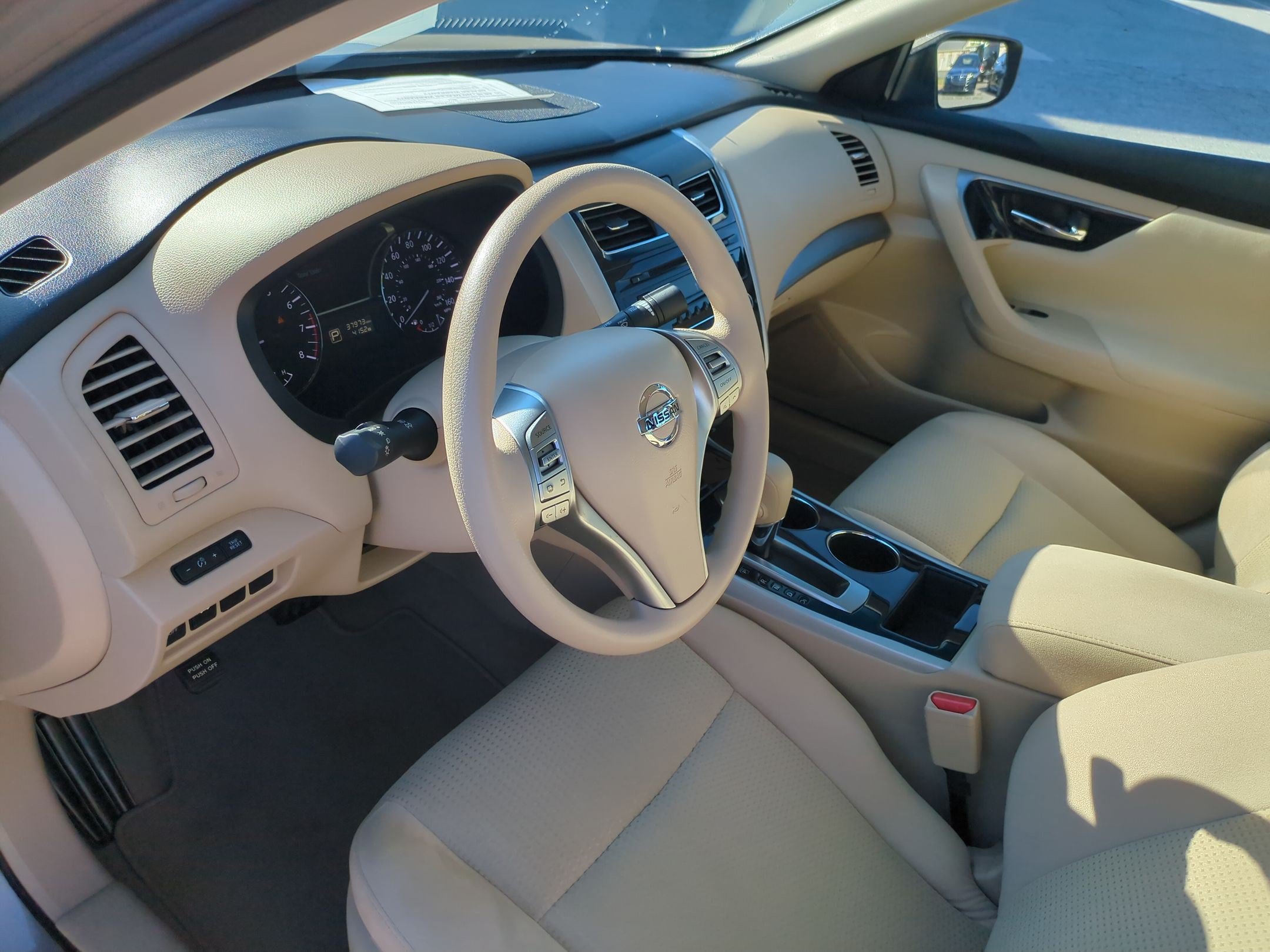 Used 2014 Nissan Altima 2.5 S FWD image 15