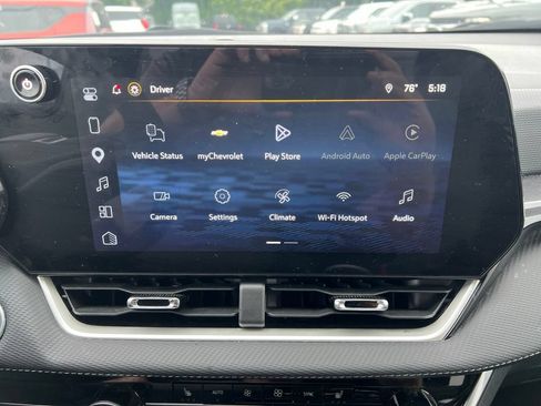 Used 2026 Chevrolet Equinox LT w/ Convenience Package II FWD image 6