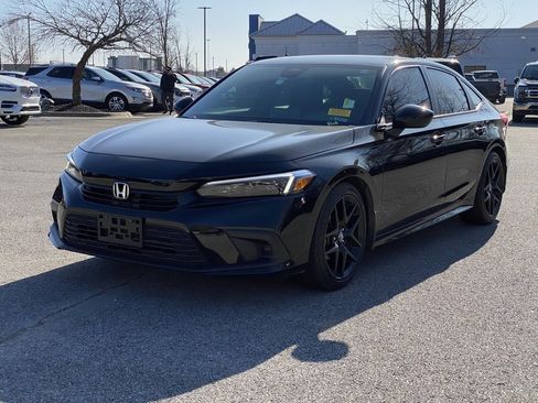 Used 2024 Honda Civic Sport image 3