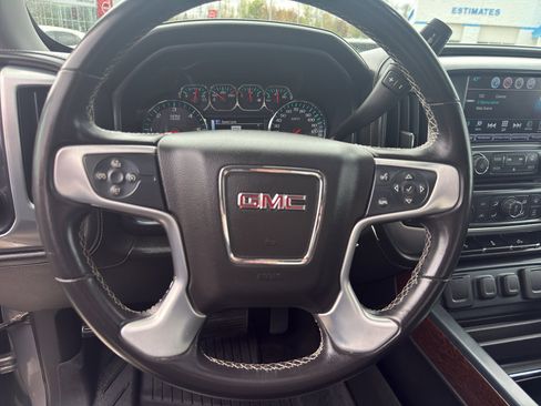 Used 2017 GMC Sierra 1500 SLT w/ SLT Premium Package AWD/4WD image 17