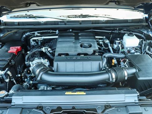 Used 2025 Nissan Frontier SV RWD image 22