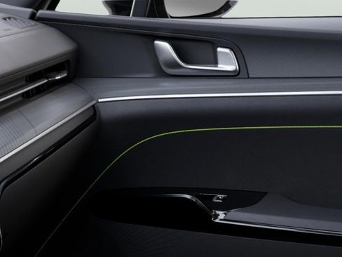 New 2026 Kia K5 GT FWD image 21