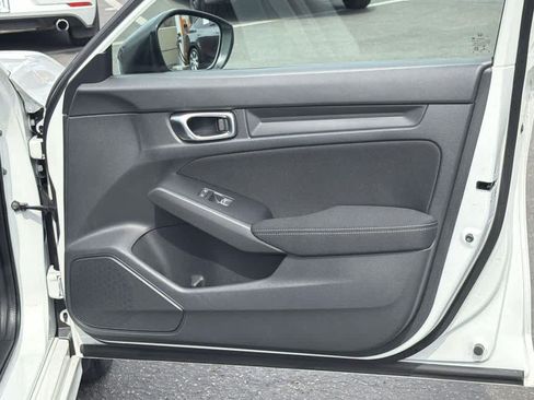 Used 2023 Honda Civic Sport image 33