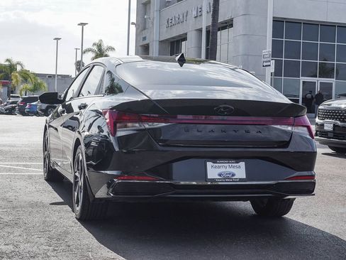 Used 2023 Hyundai Elantra Limited FWD image 5
