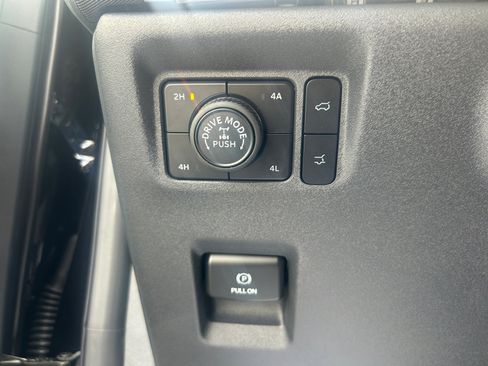 New 2025 Ford Expedition Tremor image 24