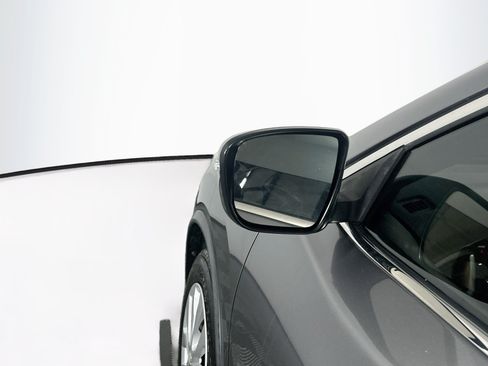 Used 2015 Nissan Rogue S FWD image 16
