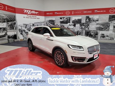 Used 2020 Lincoln Nautilus Reserve image 1