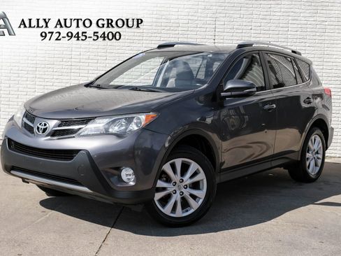 Used 2015 Toyota RAV4 Limited image 1
