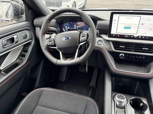 New 2026 Ford Explorer ST w/ Sun And Sound Package image 13