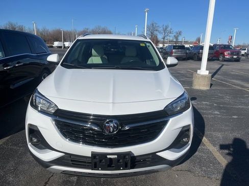 Used 2023 Buick Encore GX Select image 2
