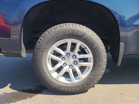 Used 2021 Chevrolet Silverado 1500 LT image 16