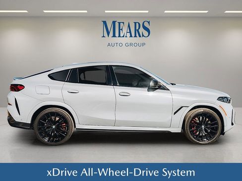 Used 2025 BMW X6 M60i image 5
