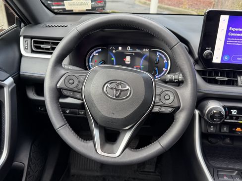 Used 2024 Toyota RAV4 XSE w/ Weather Package AWD/4WD image 34