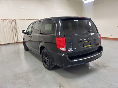 Used 2019 Dodge Grand Caravan GT FWD image 6