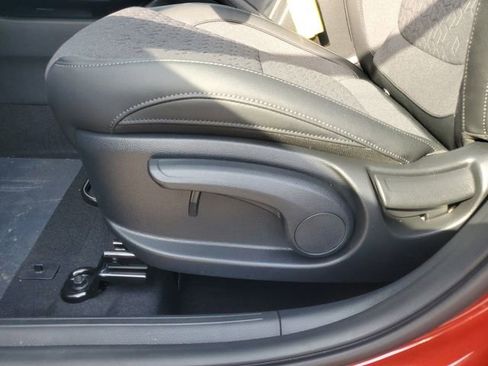 New 2026 Kia Seltos S image 14