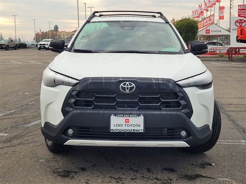 New 2026 Toyota Corolla Cross XLE image 2