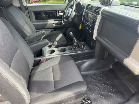 Used 2007 Toyota FJ Cruiser 4WD image 20