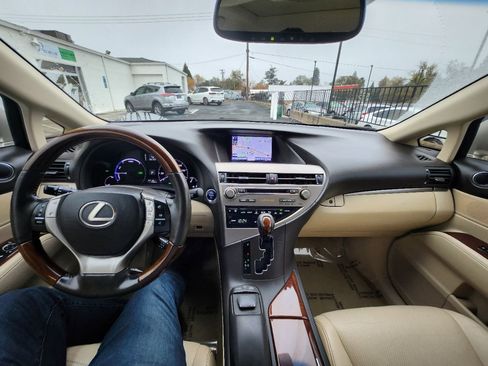 Used 2013 Lexus RX 450h AWD image 14