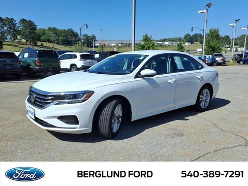 Used 2020 Volkswagen Passat 2.0T S FWD image 9