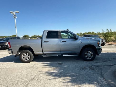 Used 2024 RAM 2500 Big Horn AWD/4WD image 6