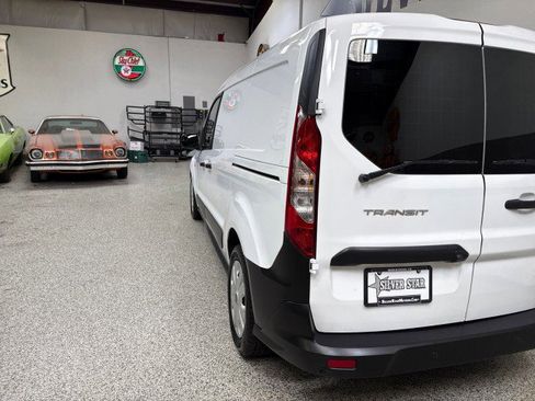 Used 2021 Ford Transit Connect XL image 9