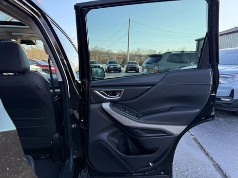 Used 2023 Subaru Forester Limited image 27