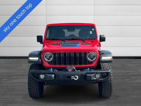 Used 2024 Jeep Wrangler Unlimited Rubicon 4xe w/ Capability Package AWD/4WD image 8