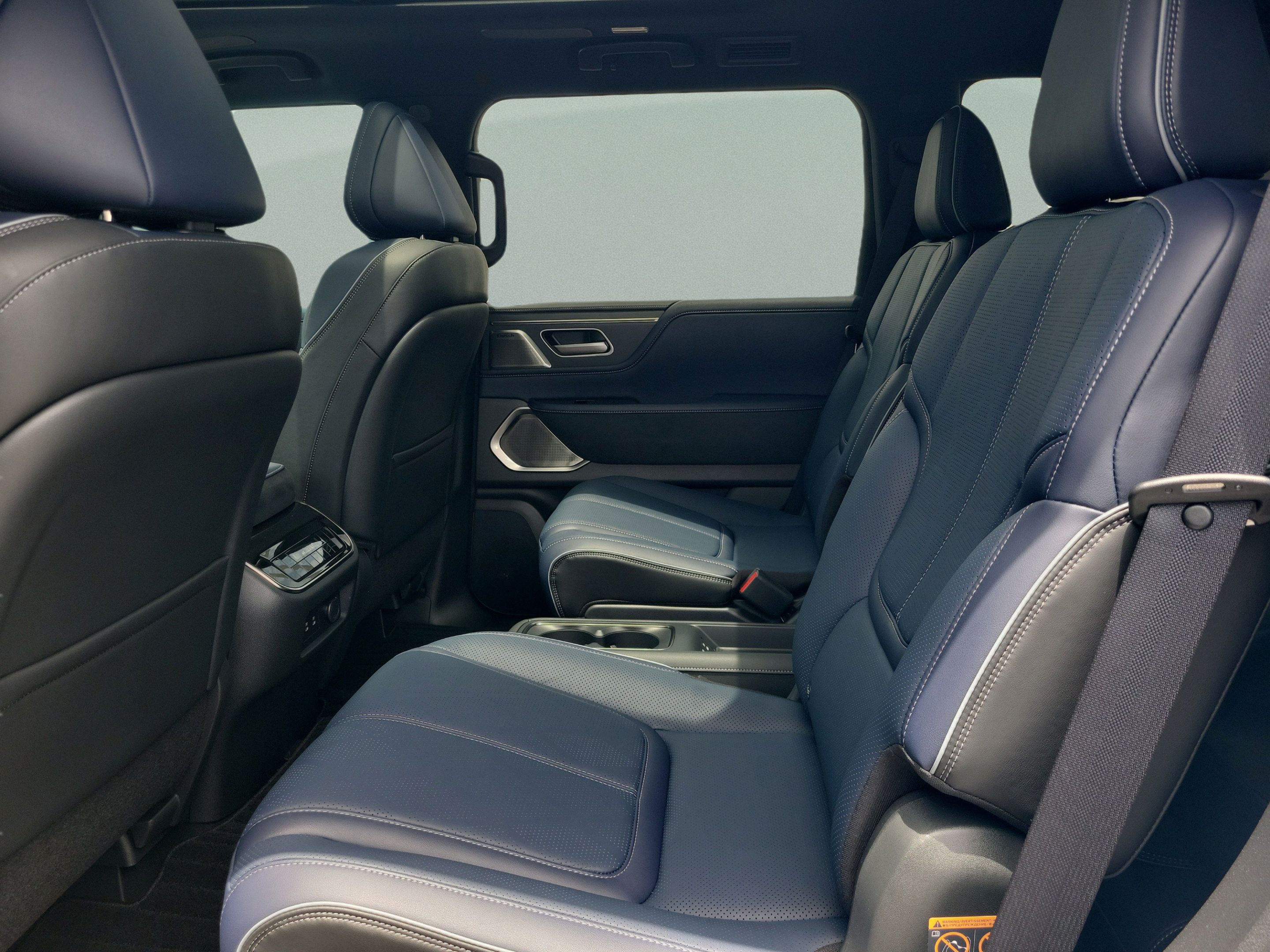 New 2026 INFINITI QX80 4WD image 25