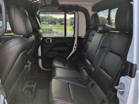 Used 2022 Jeep Gladiator Rubicon AWD/4WD image 14