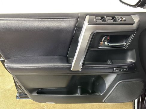 Used 2019 Toyota 4Runner Limited AWD/4WD image 27