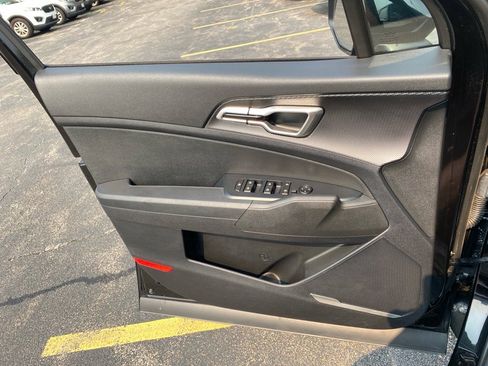 Used 2023 Kia Sportage LX image 23