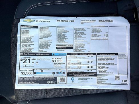 New 2025 Chevrolet Traverse LT w/ Enhanced Driving Package image 13