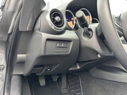 Used 2023 MAZDA MX-5 Miata Grand Touring RWD image 20