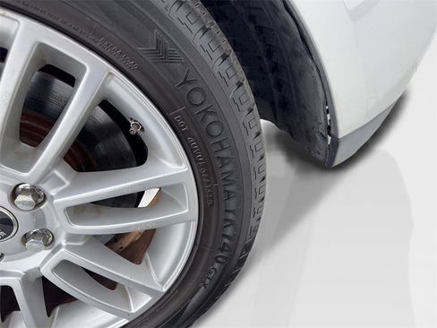 Used 2012 Land Rover Range Rover HSE image 71