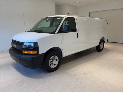 New 2026 Chevrolet Express 2500 Extended RWD image 3