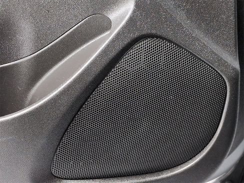 Used 2024 Chevrolet Malibu LT image 16