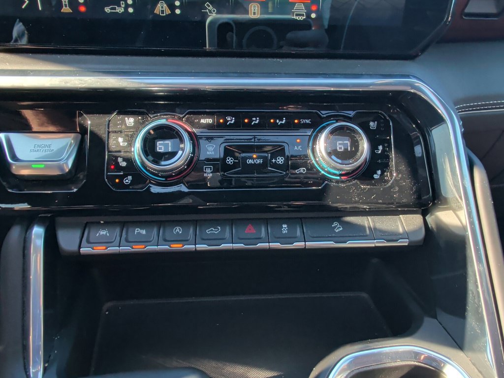 Used 2025 GMC Sierra 1500 Denali Ultimate AWD/4WD image 14