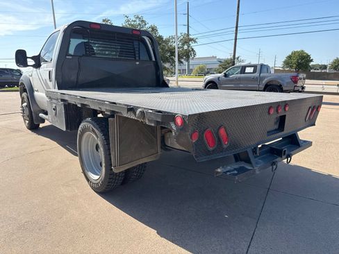 Used 2006 Ford F550 4x4 Regular Cab Super Duty image 5