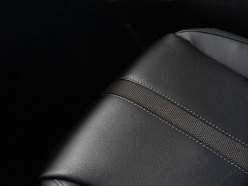 Certified 2025 Honda Pilot EX-L image 30