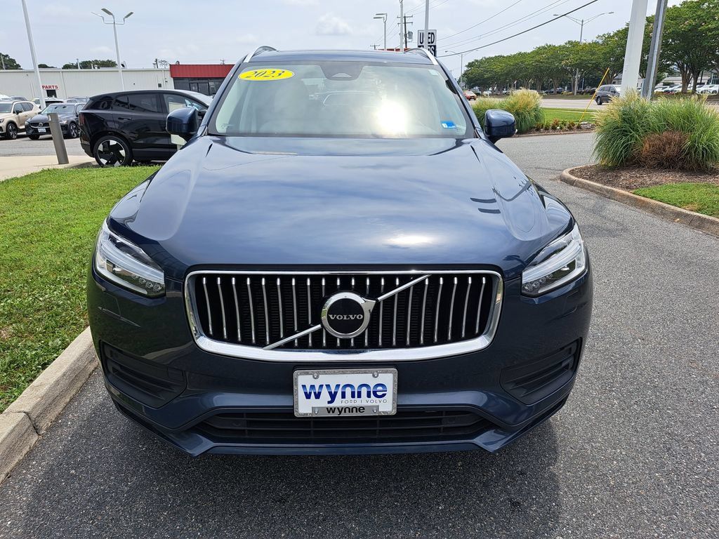 Used 2023 Volvo XC90 B6 Core w/ Climate Package AWD/4WD image 3