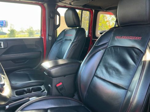 Used 2018 Jeep Wrangler Unlimited Rubicon image 10