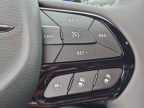 New 2026 Chrysler Pacifica Select w/ S Appearance Package FWD image 20