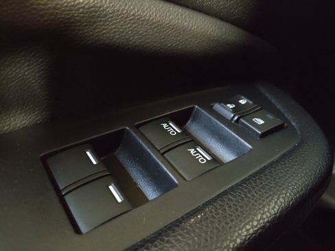 Used 2019 Honda Pilot EX-L image 27