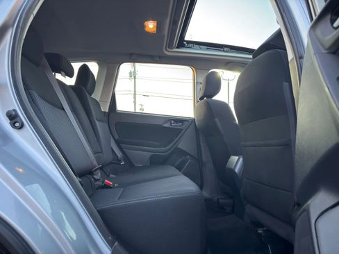 Used 2015 Subaru Forester 2.5i Premium w/ All-Weather Package image 19