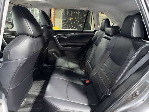 Certified 2023 Toyota RAV4 XLE Premium AWD/4WD image 17