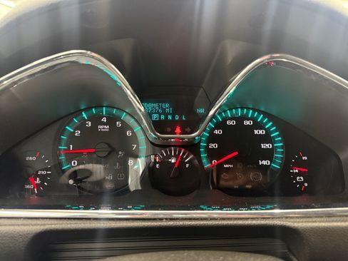 Used 2017 Chevrolet Traverse LT w/ Style and Technology Package AWD/4WD image 14