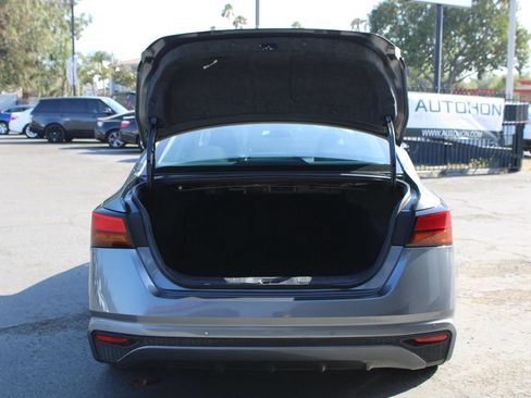 Used 2023 Nissan Altima 2.5 S FWD image 32