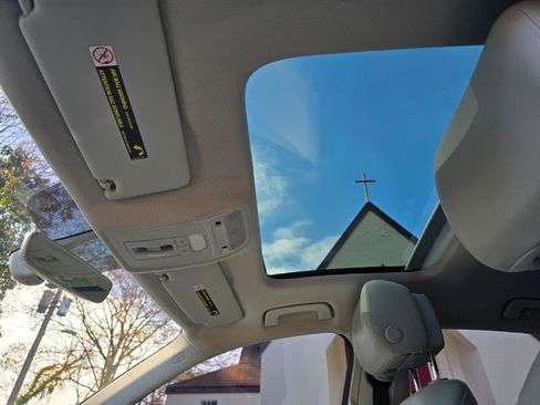 Used 2016 Audi A3 1.8T Premium image 11