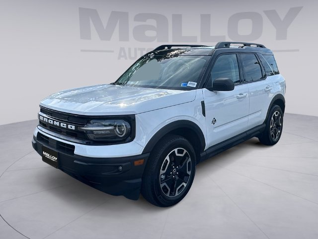 Certified 2024 Ford Bronco Sport Outer Banks w/ Tech Package AWD/4WD image 1